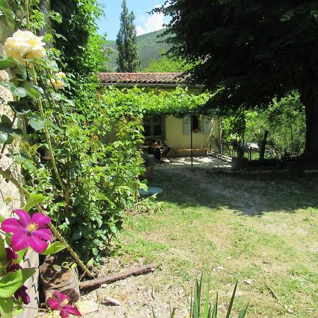 Le Moulin Bed & Breakfast Pradelle Luaran gambar
