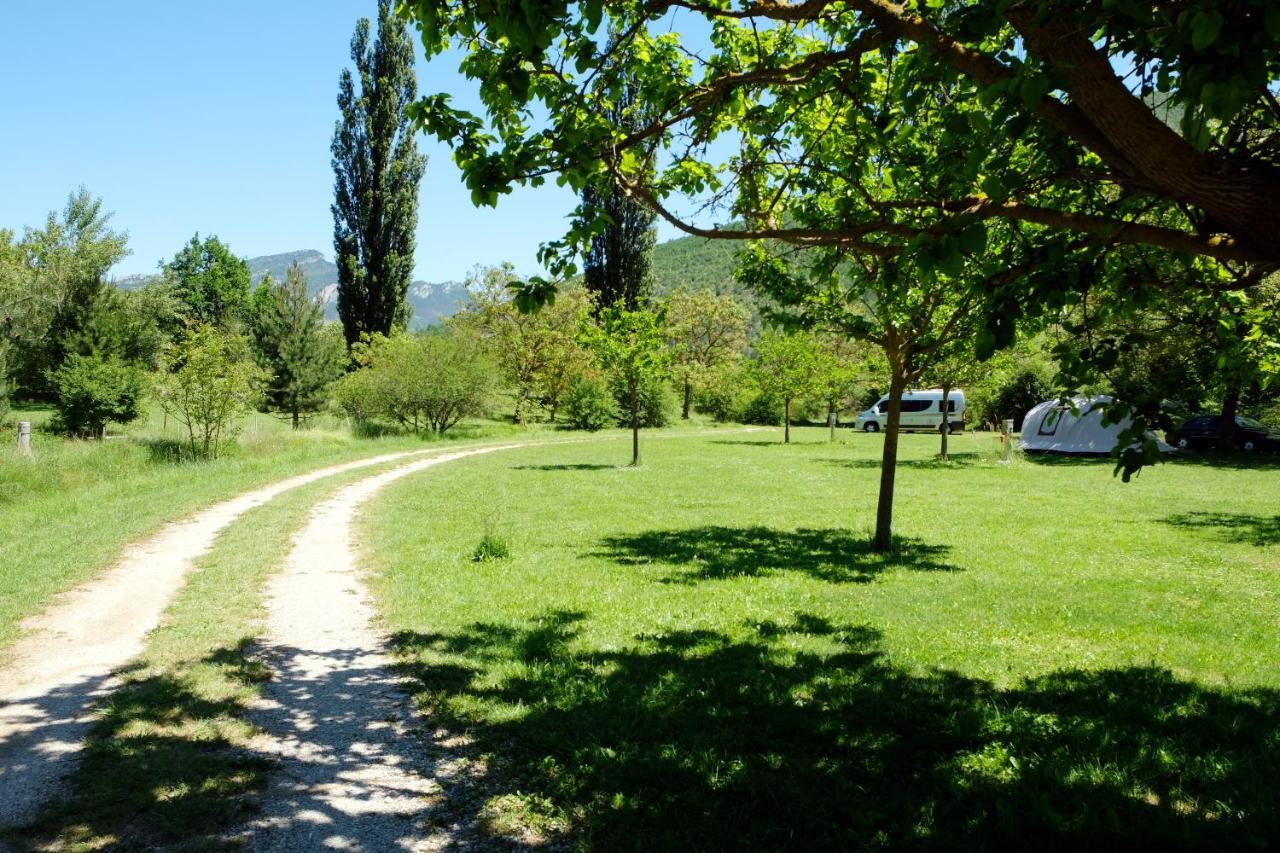 Le Moulin Bed & Breakfast Pradelle Luaran gambar