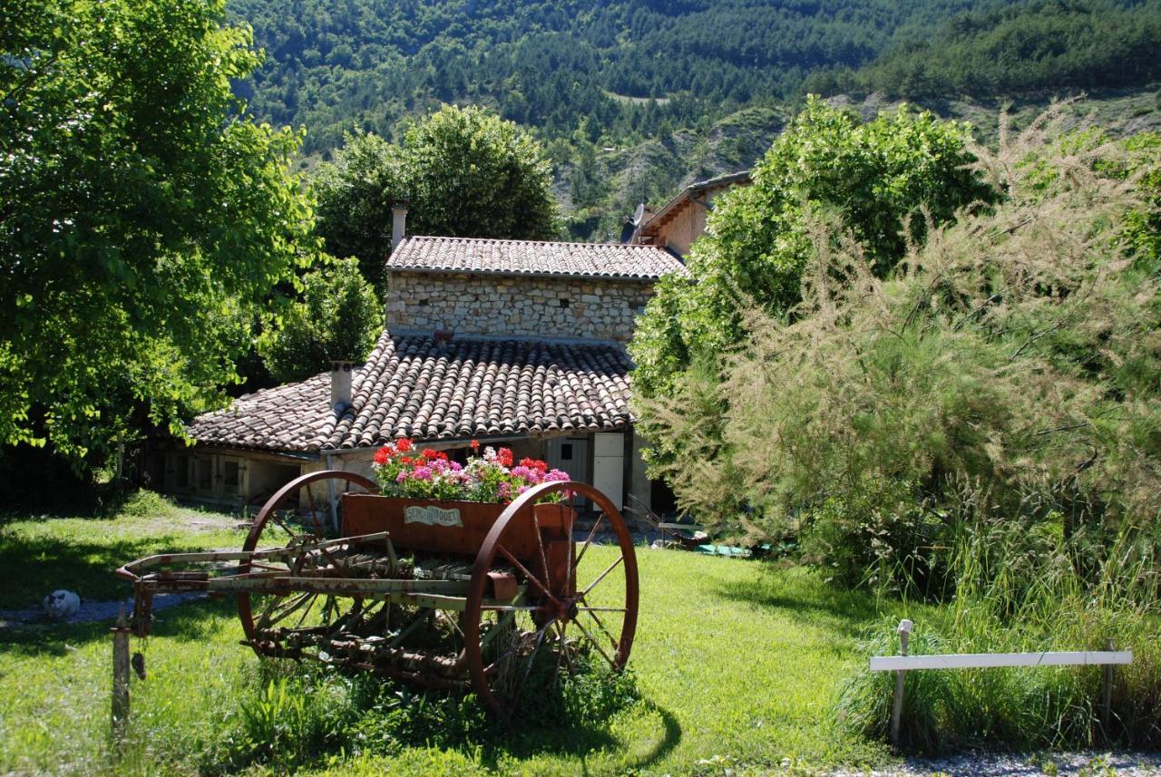 Le Moulin Bed & Breakfast Pradelle Luaran gambar