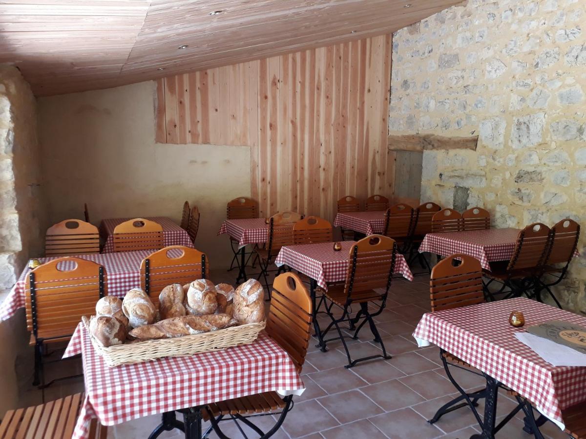 Le Moulin Bed & Breakfast Pradelle Luaran gambar