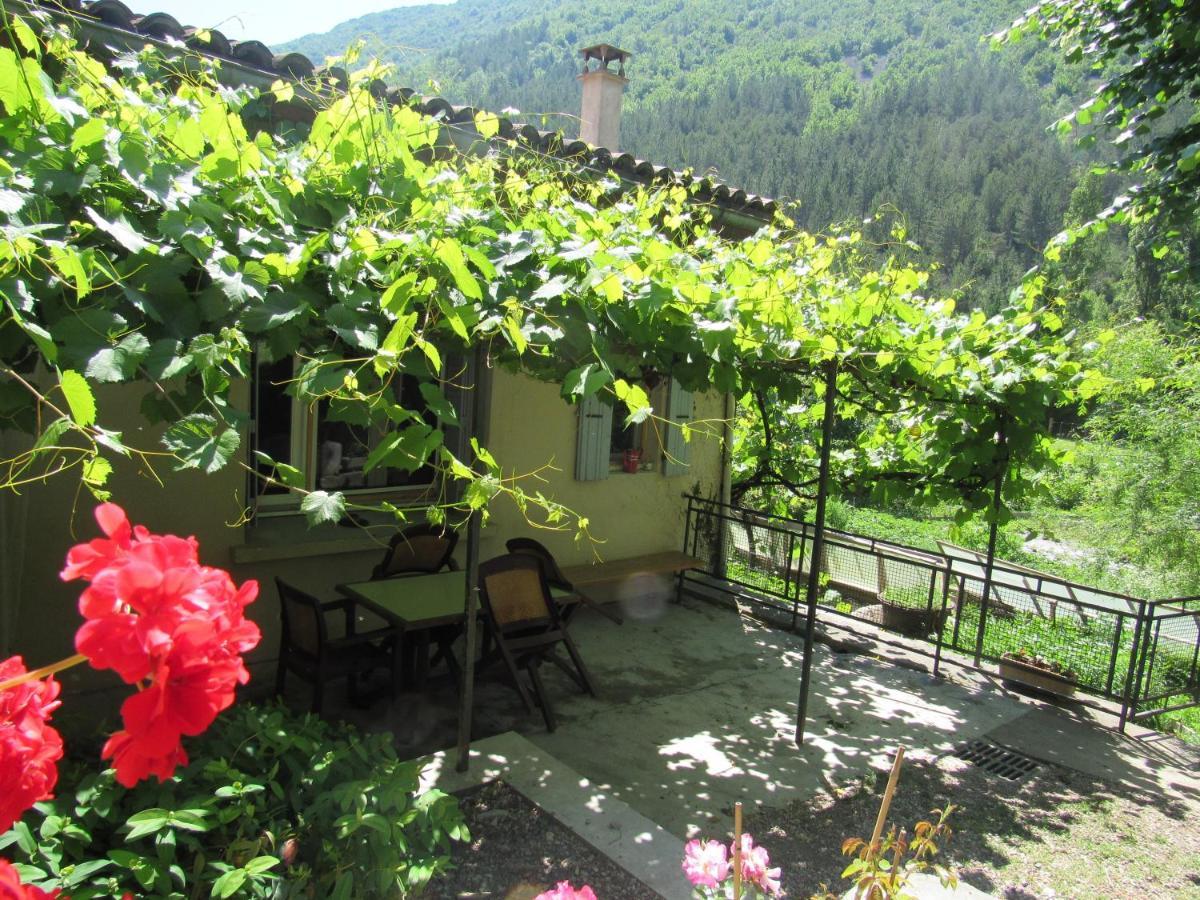 Le Moulin Bed & Breakfast Pradelle Luaran gambar