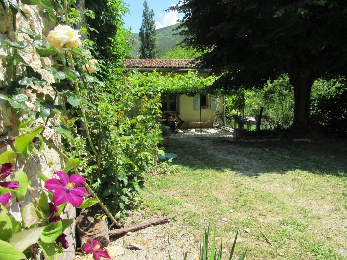 Le Moulin Bed & Breakfast Pradelle Luaran gambar
