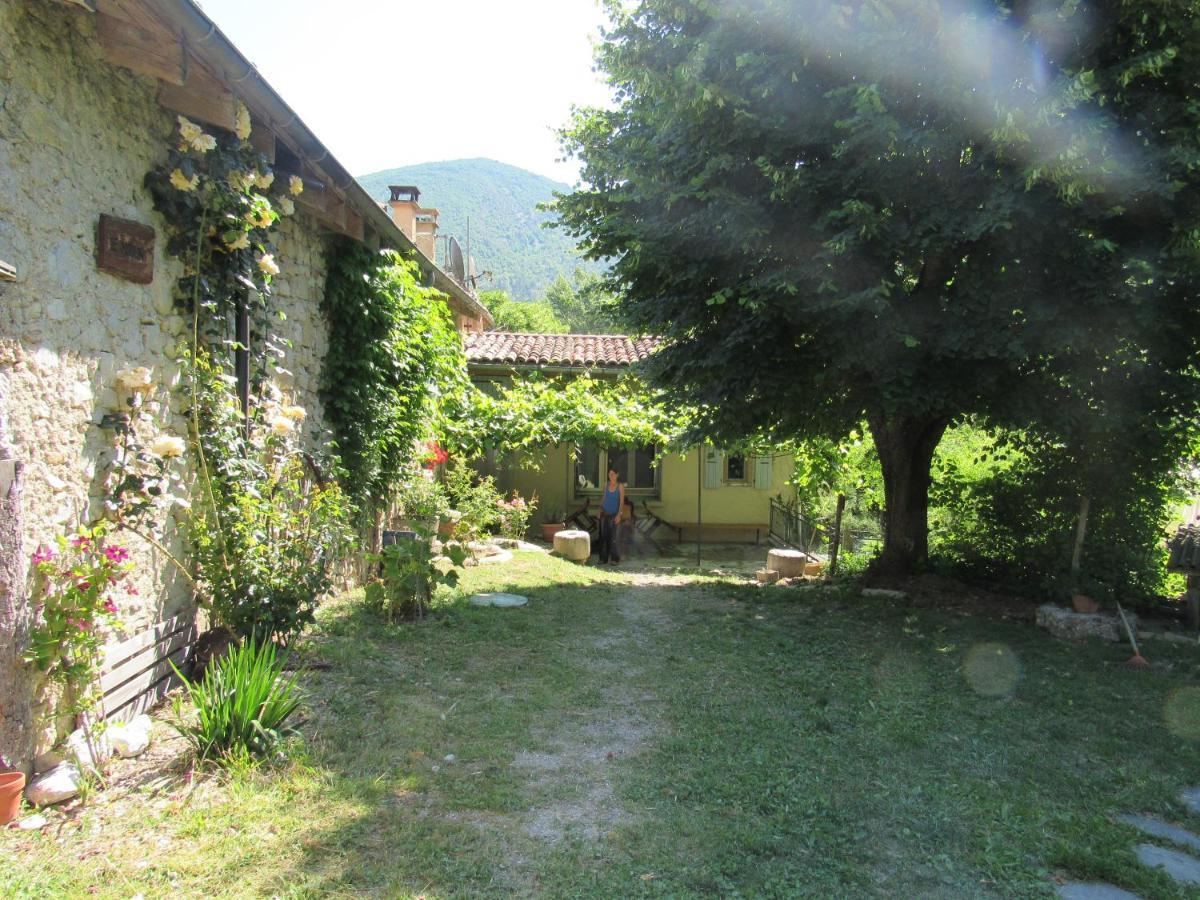 Le Moulin Bed & Breakfast Pradelle Luaran gambar