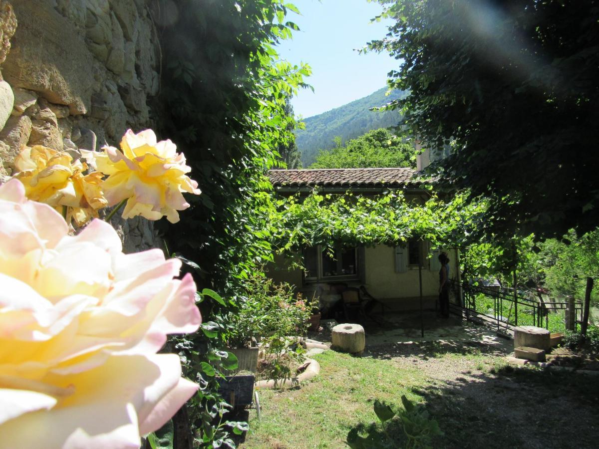 Le Moulin Bed & Breakfast Pradelle Luaran gambar