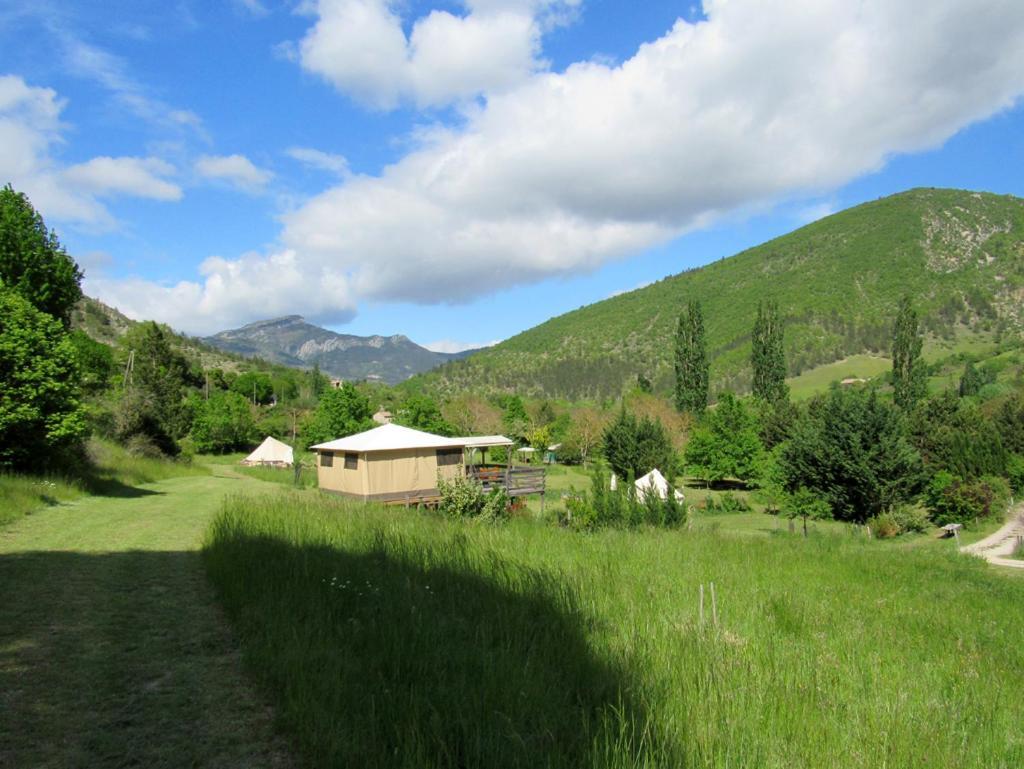 Le Moulin Bed & Breakfast Pradelle Luaran gambar